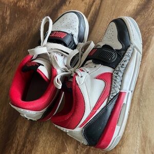 Jordan Nike Air Legacy 312 Low White/Fire Red-Wolf Grey Shoes! Big Kids Size 4.5